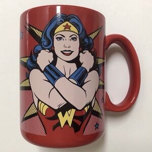 Wonder Woman Coffee Mug Strongest Woman Alive 16 oz. zak! designs DC Comics EUC